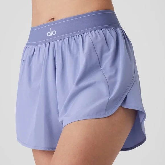 【ALO Yoga】機能性ショーツ Match Point Short Match Point Short - Black | ALO